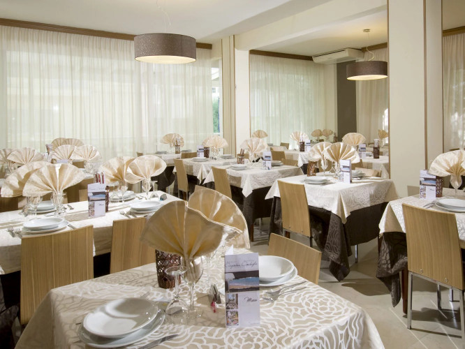 media.Gallery-Colazione-02-Hotel-Conchiglia-Senigallia